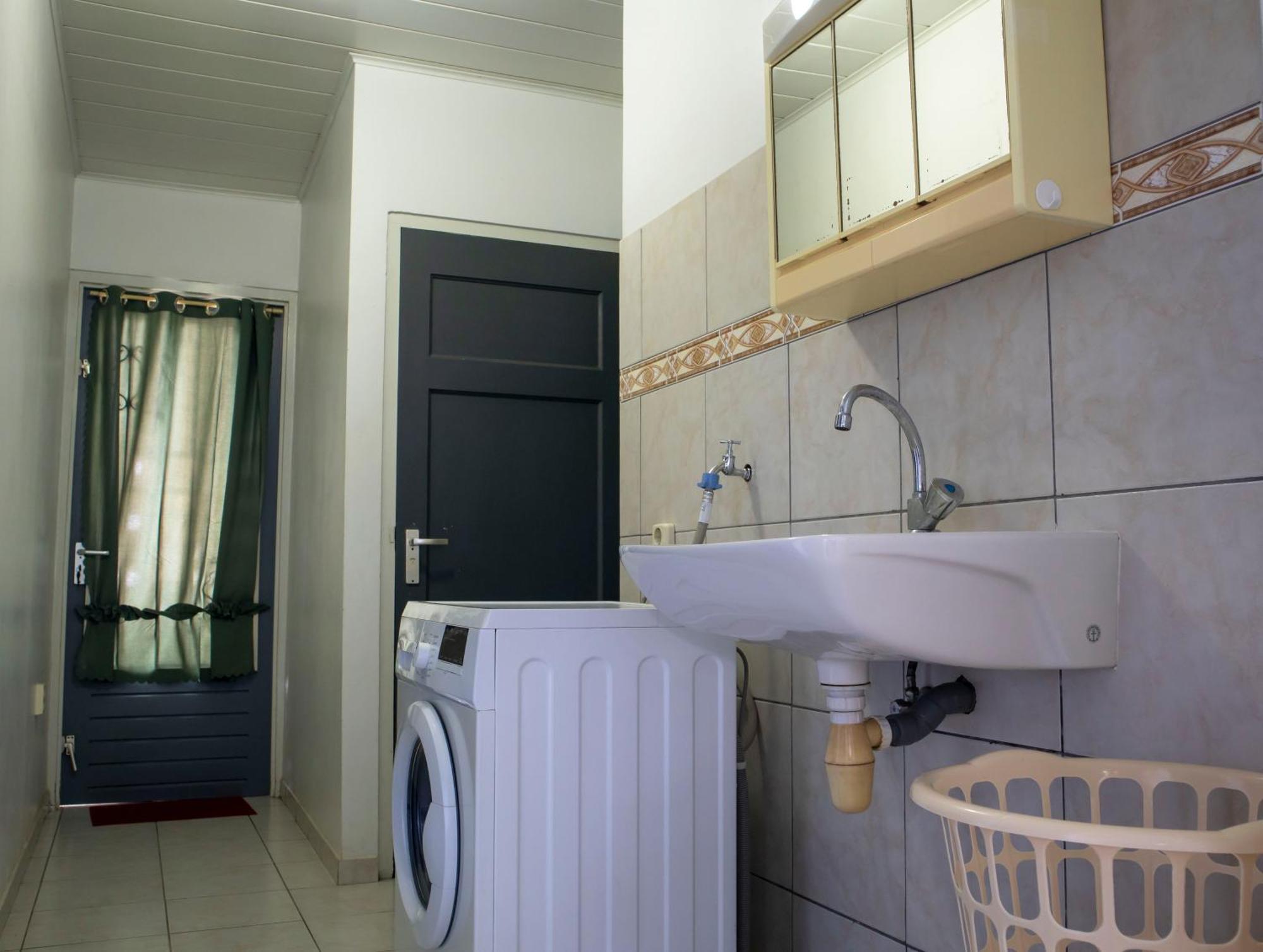 Sabajo Appartement Verhuur パラマリボ エクステリア 写真